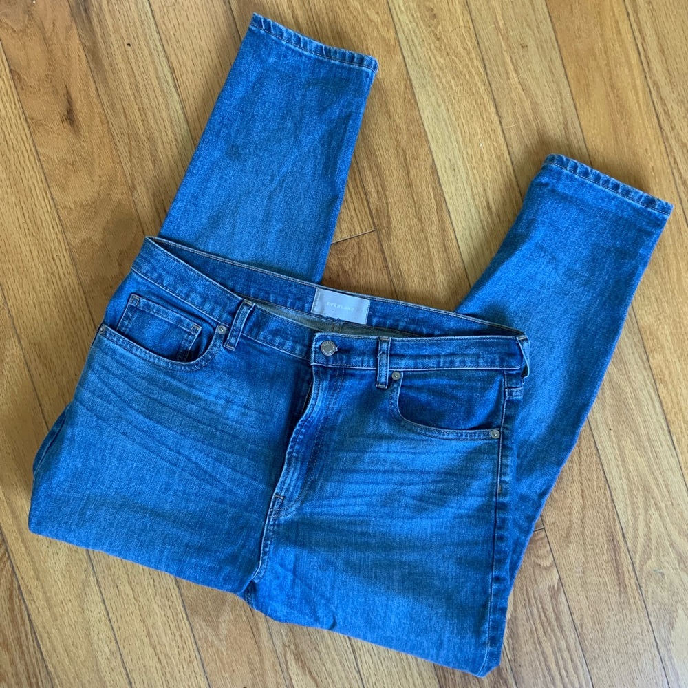 Everlane high rise ankle length skinny jeans. Roomy size 32. Rarely worn.